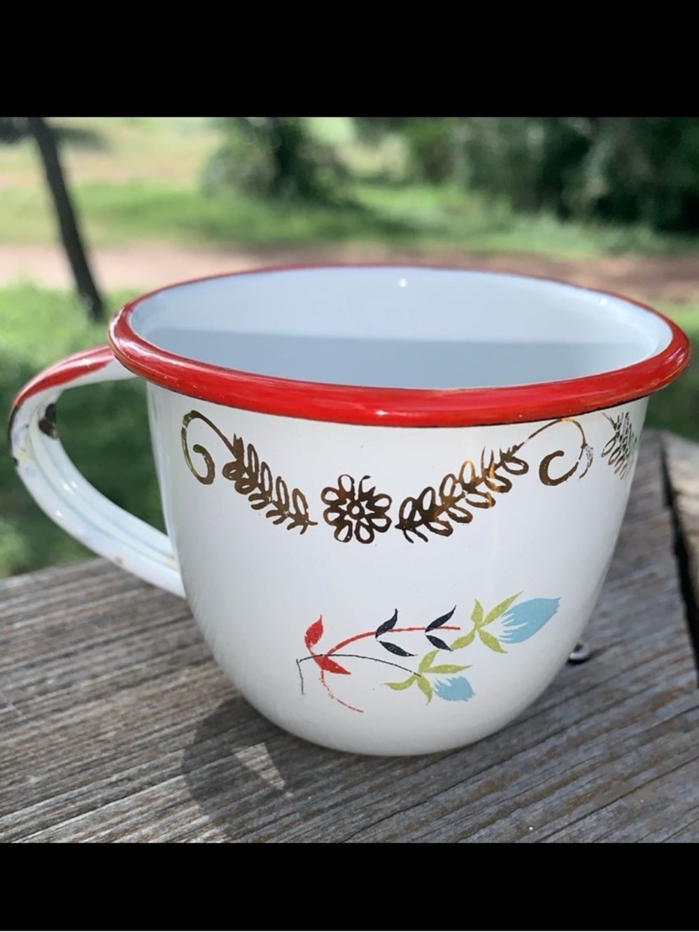 Vintage TrEs Enamelware child’s Mug / Mini Mug - Troqueles y Es, Monterey Mexico
